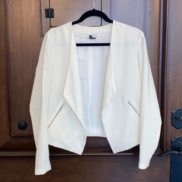 Women's Crop White Blazer